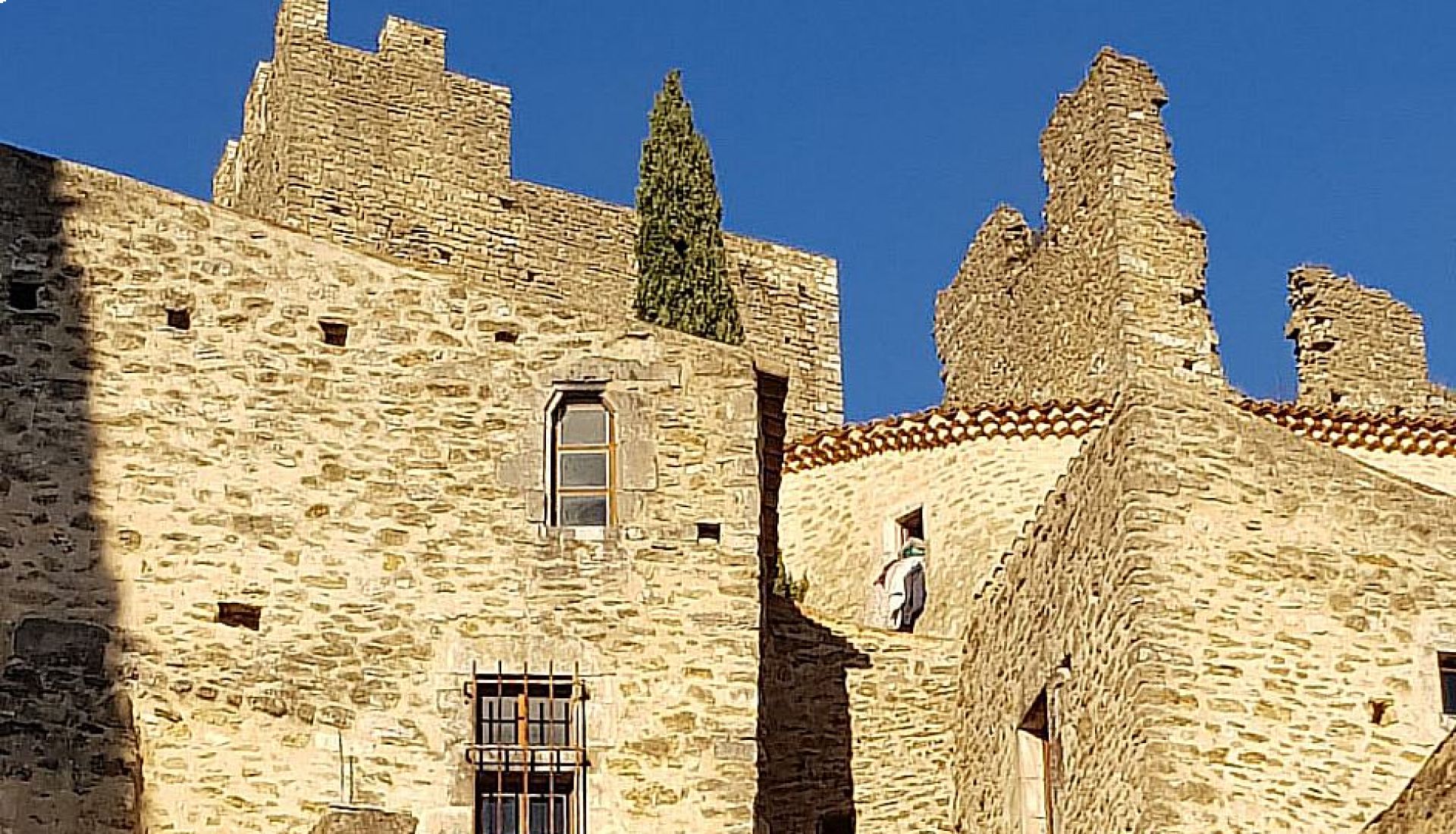 Visite de Saint-Montan : un village reconstruit
