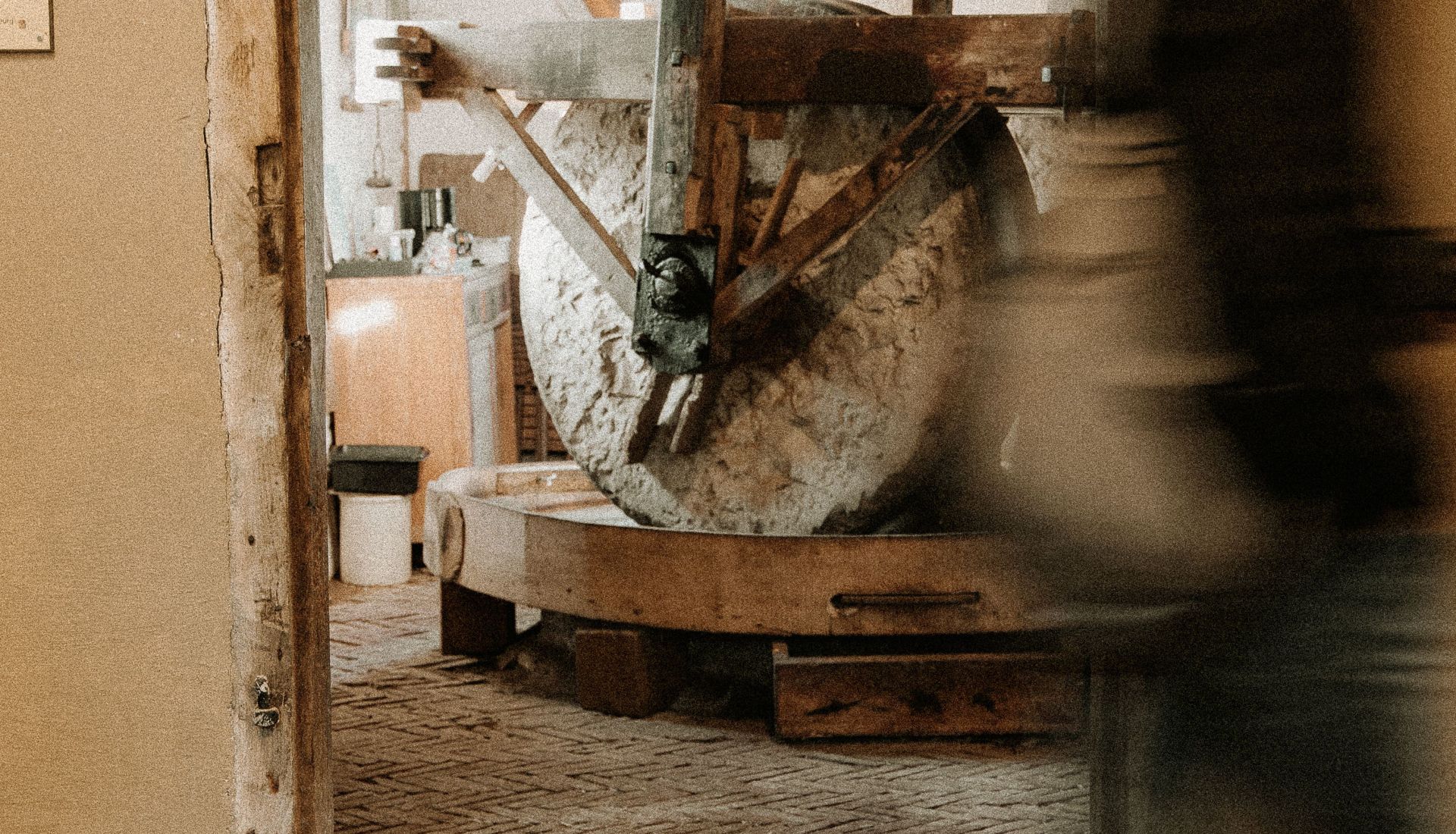 Visite du moulin à huile de Bourg-Saint-Andéol