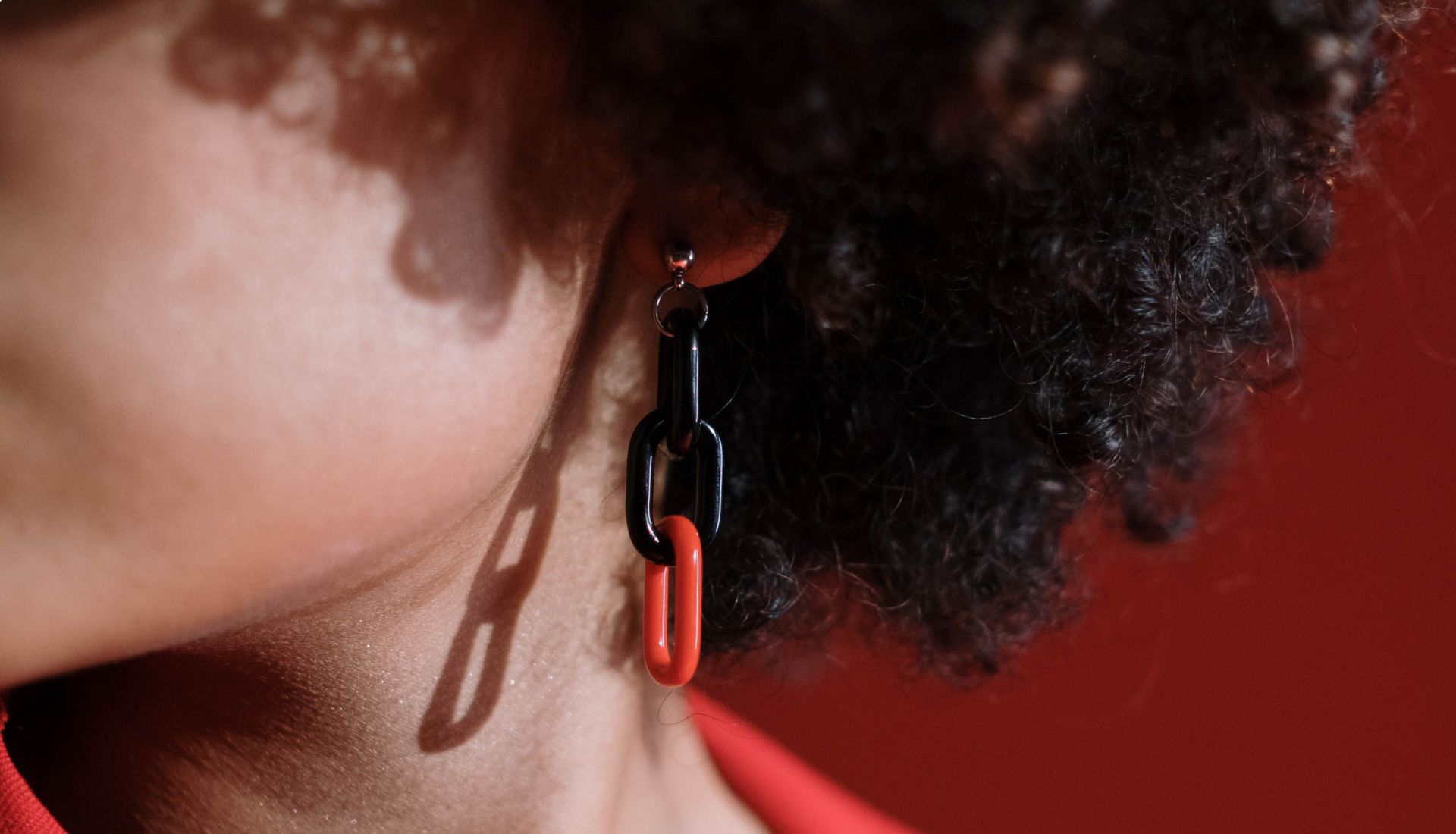 Atelier de bijoux fantaisie : confection de boucles d’oreilles